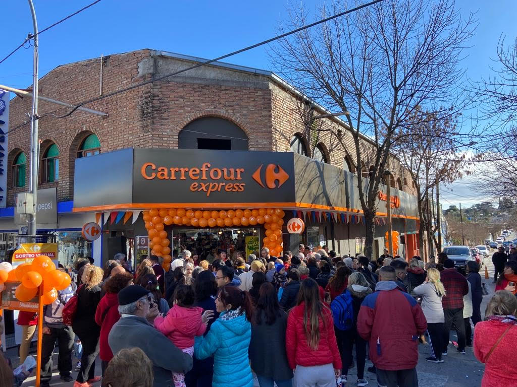 Carrefour Express llegó a La Falda, en Córdoba - Perspectives